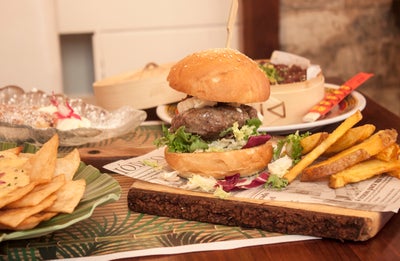 Pura Vida Burgers Drinks en Granada