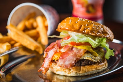 Tomato Burguer & drinks en Malaga