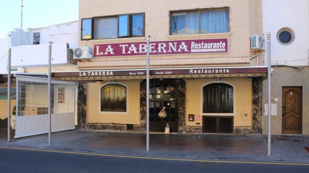 La Taberna - Juan&Ana en Corralejo