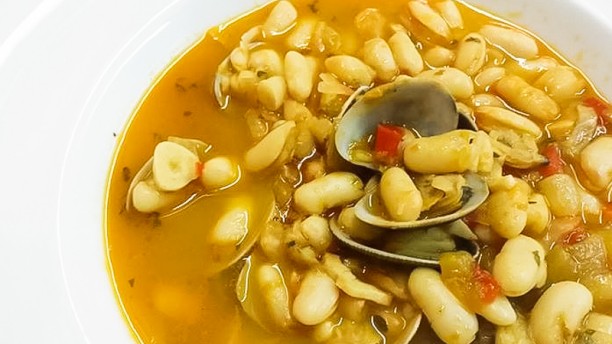 La Taka Vinacoteca en Badalona