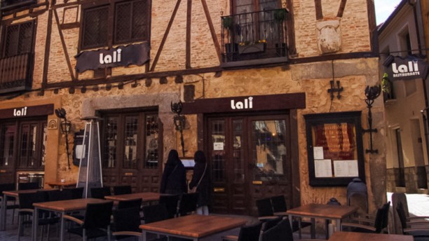 Lali en Segovia
