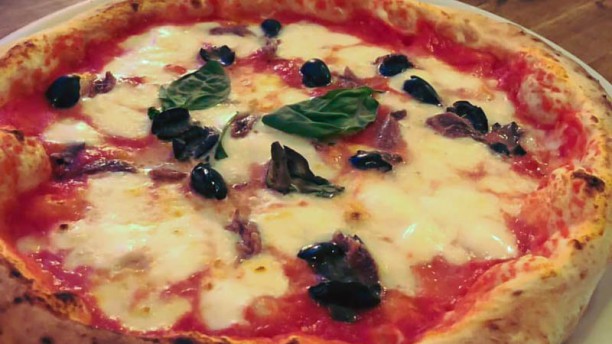 Madí Pizzeria Osteria en Málaga