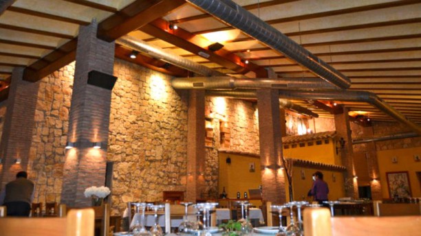 Masia restaurante la caseta en Rotglá y Corbera