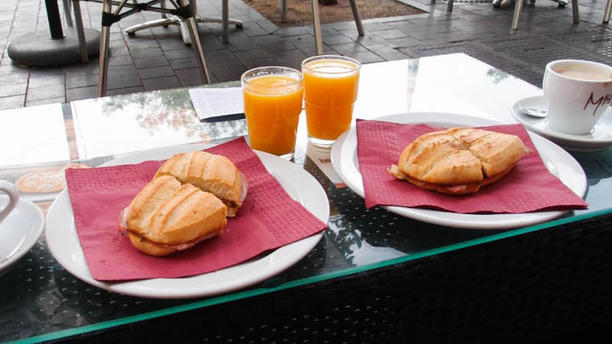 Merced 14 Café en Málaga