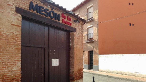 Mesón Por Las Bravas en Alcalá de Henares