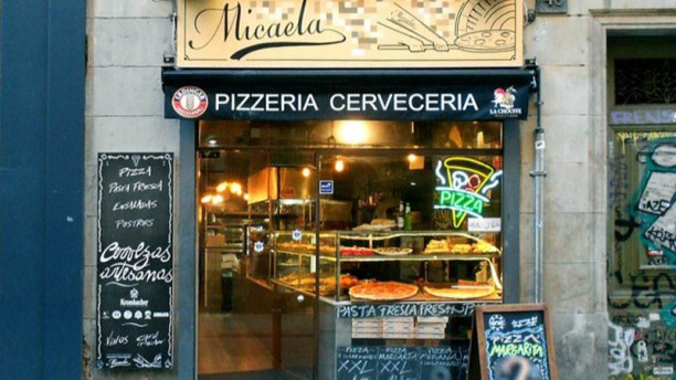 Micaela Pizzería en Barcelona