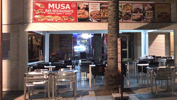 Musa Bar Restaurante en Vilanova i la Geltrú