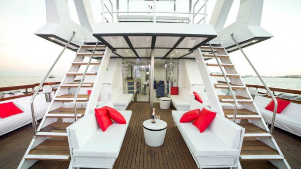 Ocean Rocks Boat en Arona