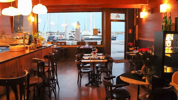 Offu Sushi Bar en Premià de Mar, Barcelona