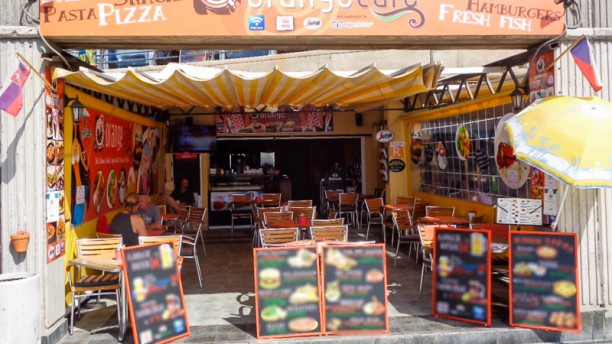 Orange Café en Playa Fañabé