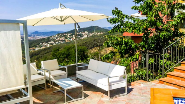 Petit Mirador - Hotel Petit Mirador en Torrelles De Llobregat