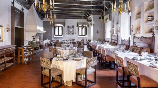 Restaurante Hostería del Estudiante Parador de Alcalá de Henares en Alcalá de Henares
