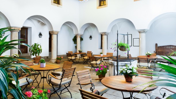 Restaurante Parador de Mérida en Merida
