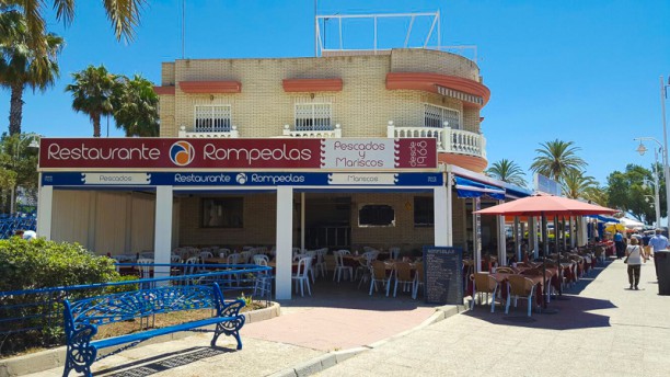 Rompeolas en Corralejo