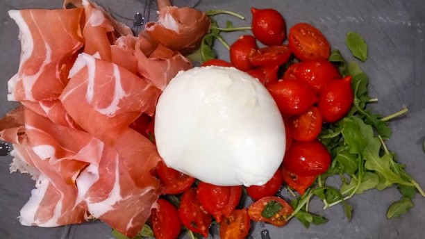Sports Bar Italian Food en Barcelona