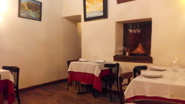 Taberna Atípica La Plazita en Valdemorillo