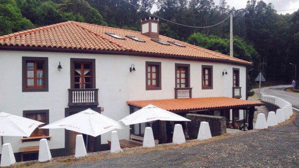 Taberna Do Puntal en Vilarrube, A Coruña