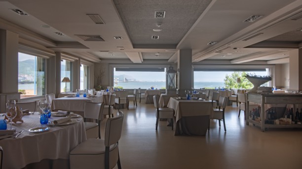 Tamarises Izarra en Algorta