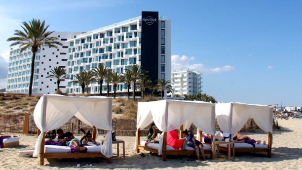 The Beach at Hard Rock Hotel Ibiza en Sant Josep De Sa Talaia