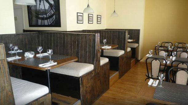 The Bistro Steakhouse en Puerto De La Duquesa