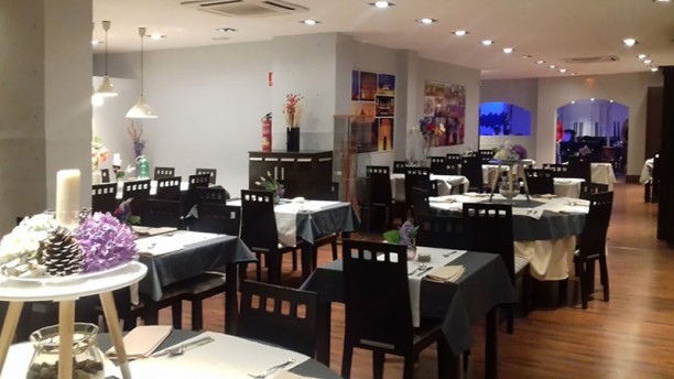 The Taj* en Calella