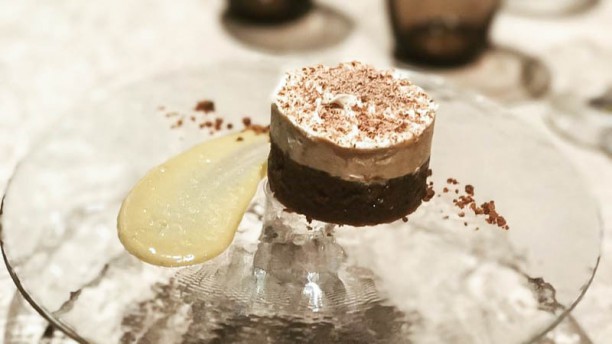 U - Espai Gastronómic en Les Gunyoles