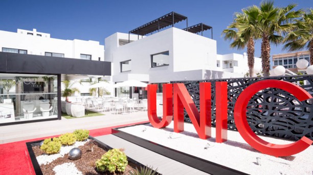 Unic - Hotel Migjorn Ibiza Suites & Spa en Sant Josep De Sa Talaia