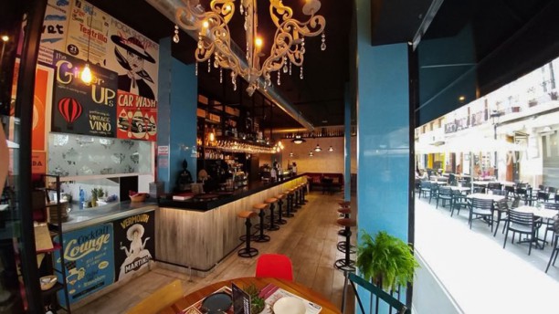 Velvet Tapas y Vinos en Alicante