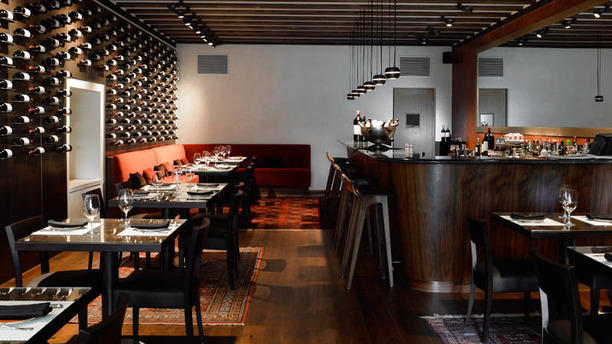 Vinoteca - Hotel Abadía Retuerta Le Domaine en Sardon De Duero
