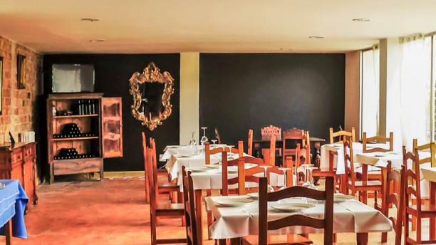 Vintage - Hotel Montes Blancos en Ezcaray