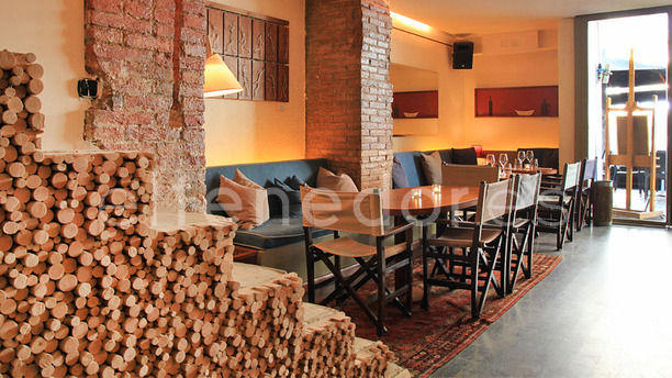 Zanzíbar Cocktails & Restaurant en Barcelona